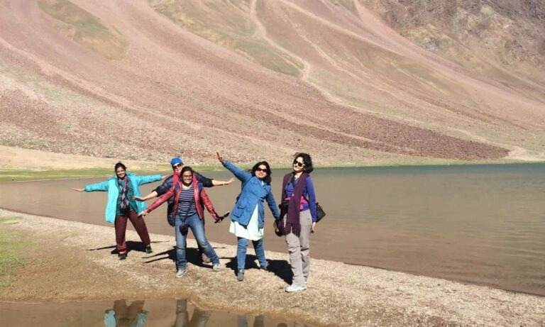 For women seeking exhilarating experiences and the camaraderie of like-minded travelers, Kangra offers an array of adventure activities that cater specifically to women’s interests. With the rise of women’s only travel groups in India, Kangra has become a sought-after destination for empowering and thrilling escapades. From breathtaking treks to adrenaline-pumping outdoor pursuits, here are some of the top adventure activities that await adventurous women in Kangra. Trekking in the Dhauladhar Range: Lace up your boots and embark on an unforgettable trekking adventure in the majestic Dhauladhar Range. With trails catering to various difficulty levels, women can choose from day hikes to multi-day expeditions, immersing themselves in the pristine beauty of Kangra’s mountains, forests, and meadows.