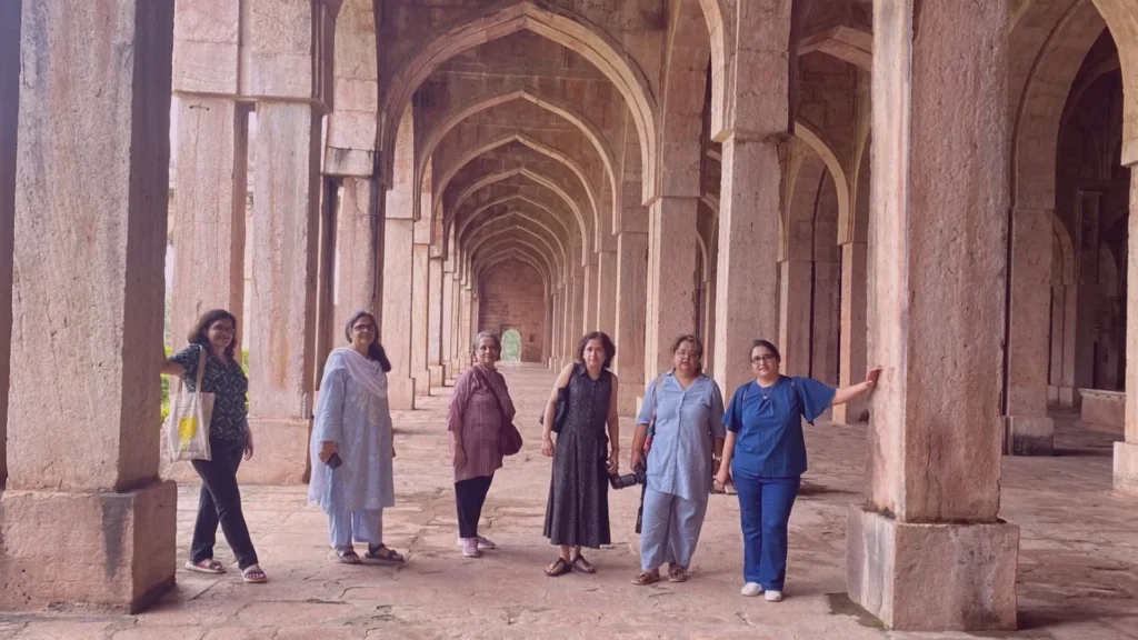 solo women travel trip