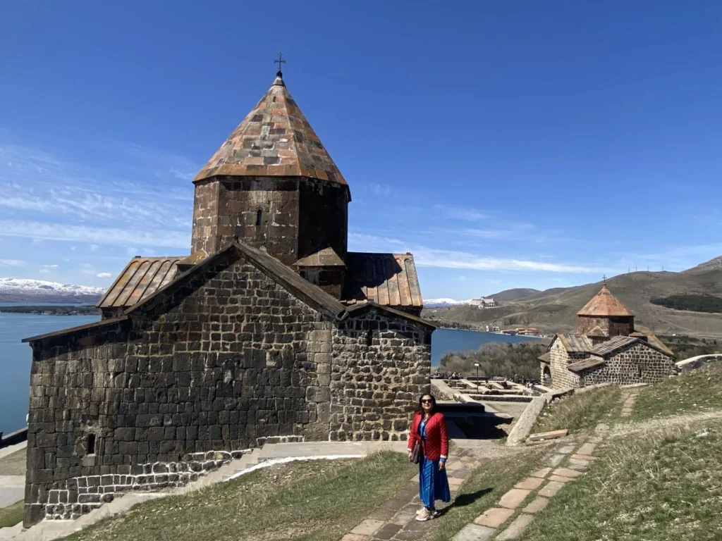 women only travel groups