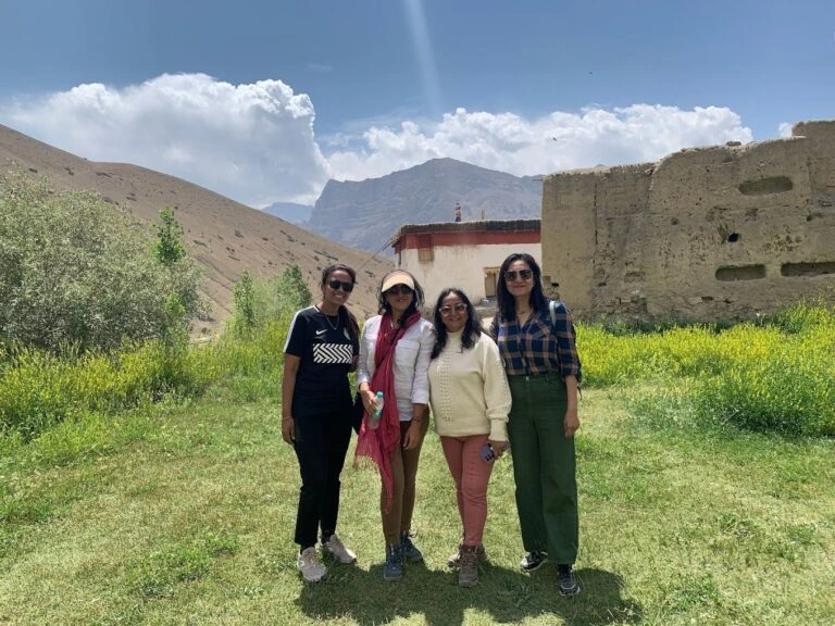  solo-women travel 