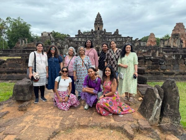 Women only travel groups