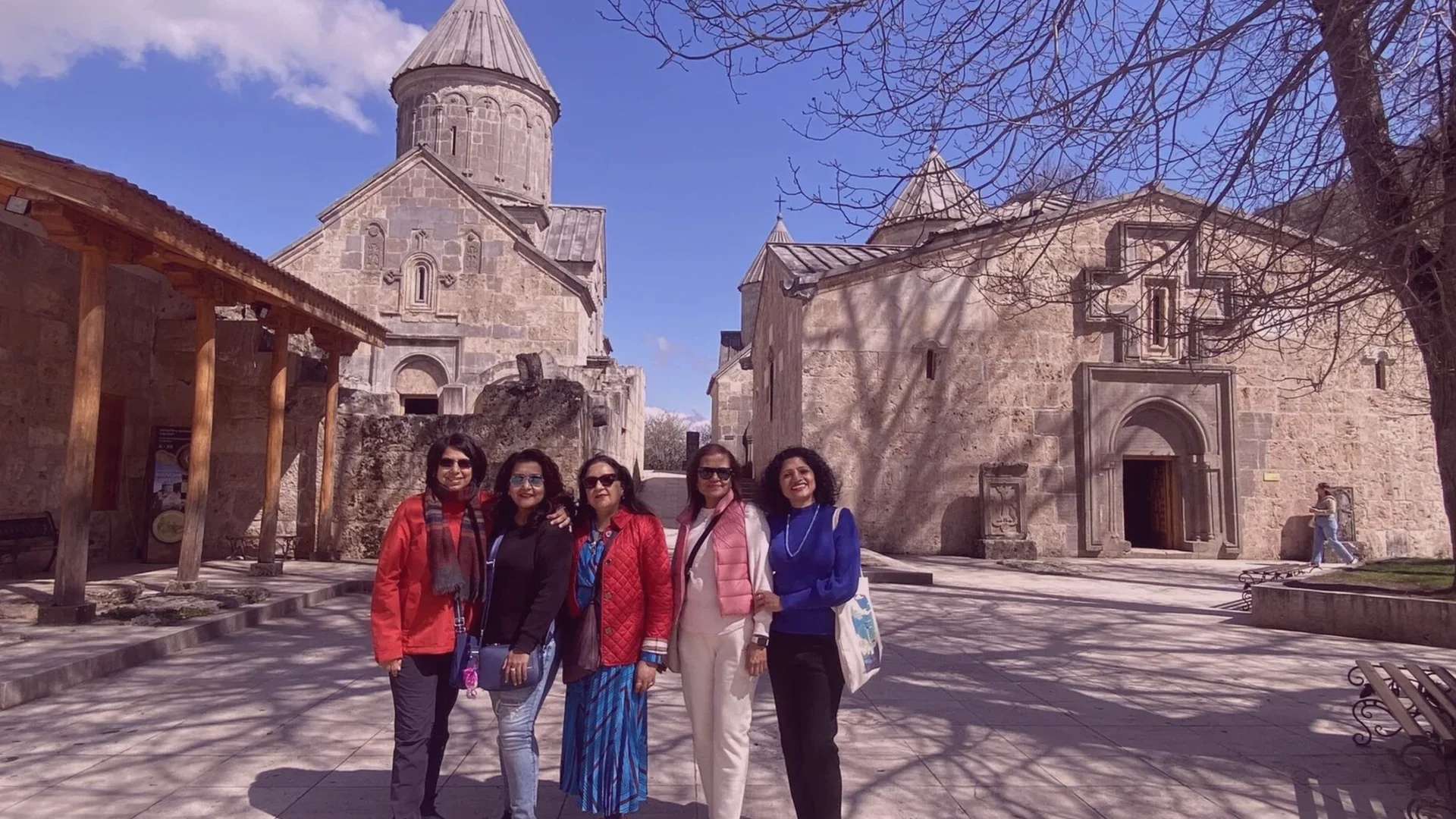 women only tour groups
