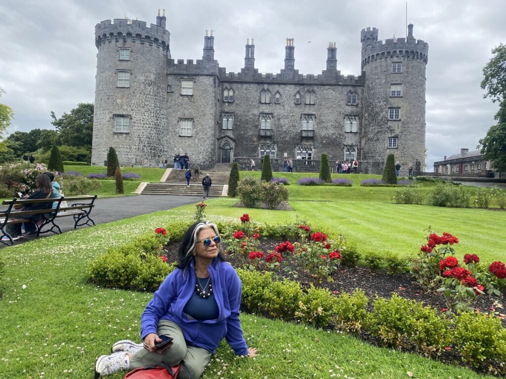 women only travel groups